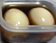 麺つゆ煮卵　調理④