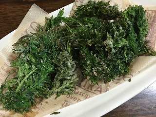 にんじんの葉っぱの天ぷら