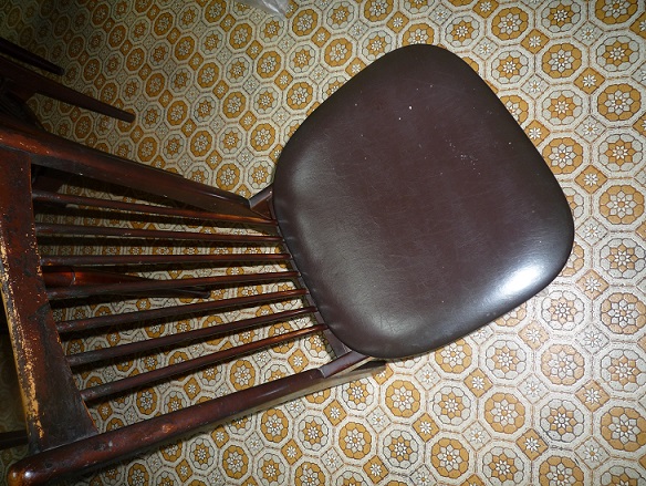 椅子の掃除２