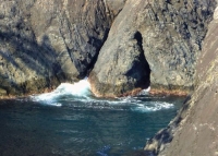 碁石海岸１８雷岩
