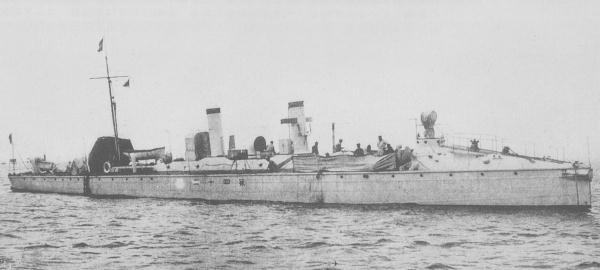 IJN_torpedo_boat_No42_around_1902.jpg