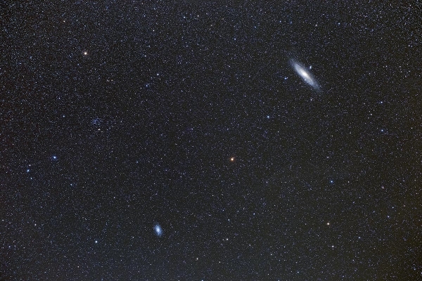 M31M33.jpg